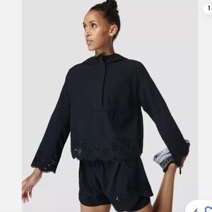 Sweaty Betty Cropped Broderie Pullover Hoodie
